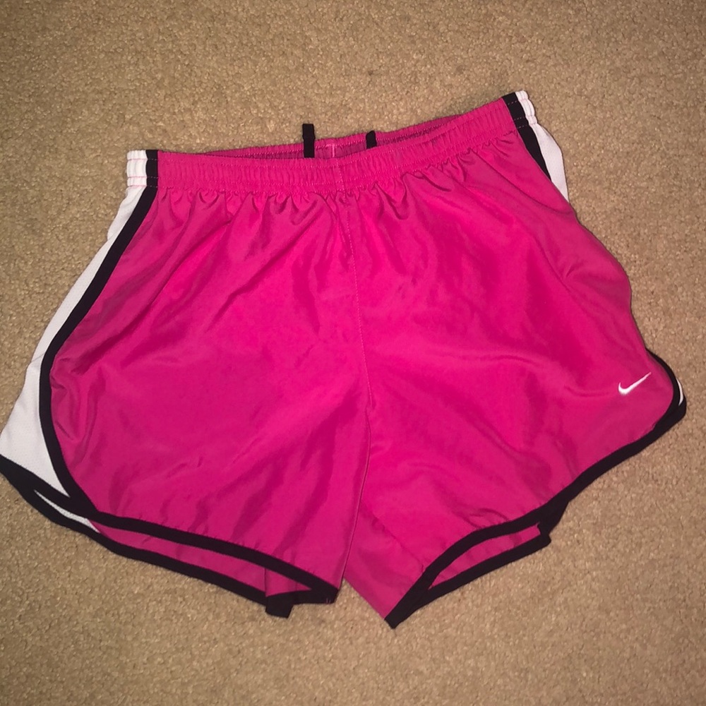 NWOT Pink nike shorts